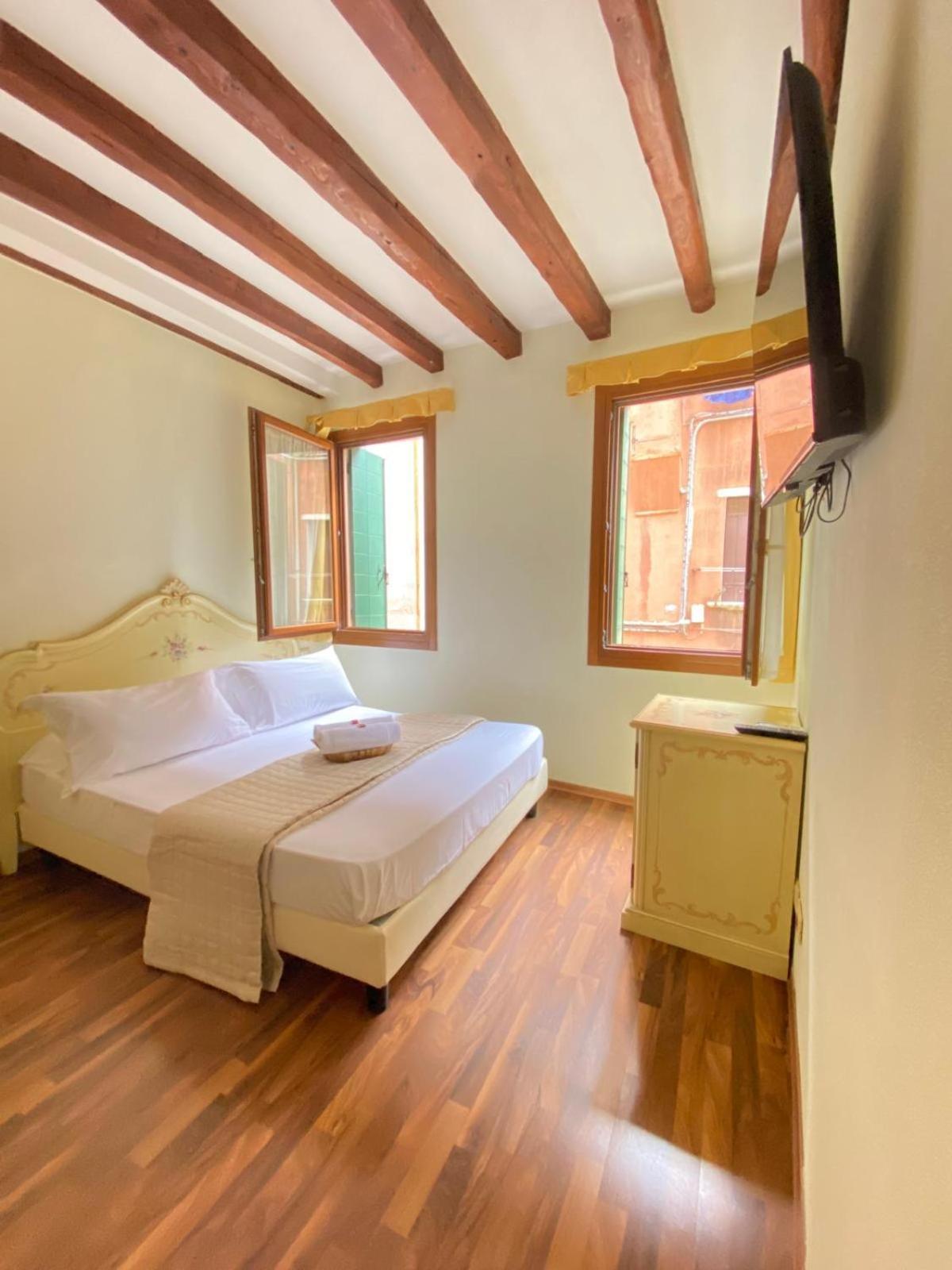 Casa Vacanze Angolo 'Sconto Venice Phòng bức ảnh